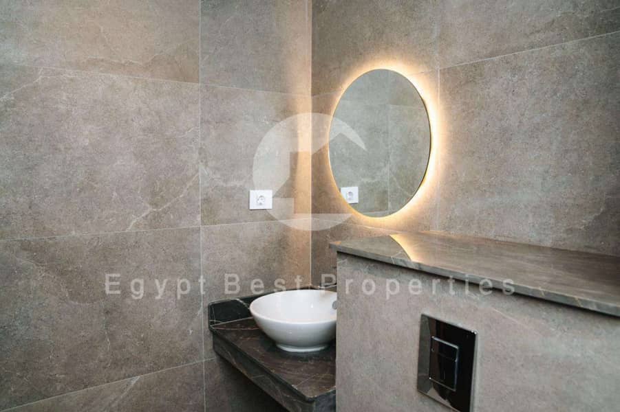 17 Zed West El-Sheikh Zayed Live Photos 2025_page-0019. jpg