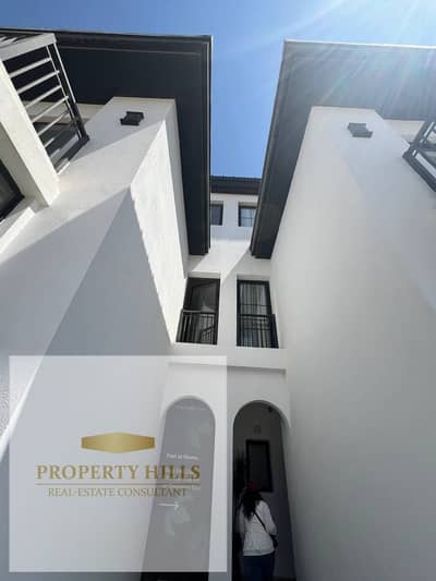 5 Bedroom Villa for Sale in New Cairo, Cairo - photo_5945232321587908464_y. jpg 5 Bedroom Villa for Sale in New Cairo, Cairo - photo_5945232321587908464_y. jpg