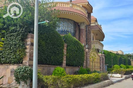 فیلا 9 غرف نوم للبيع في الشيخ زايد، الجيزة - IMG-20260721-WA0003. jpg فیلا 9 غرف نوم للبيع في الشيخ زايد، الجيزة - IMG-20260721-WA0003. jpg