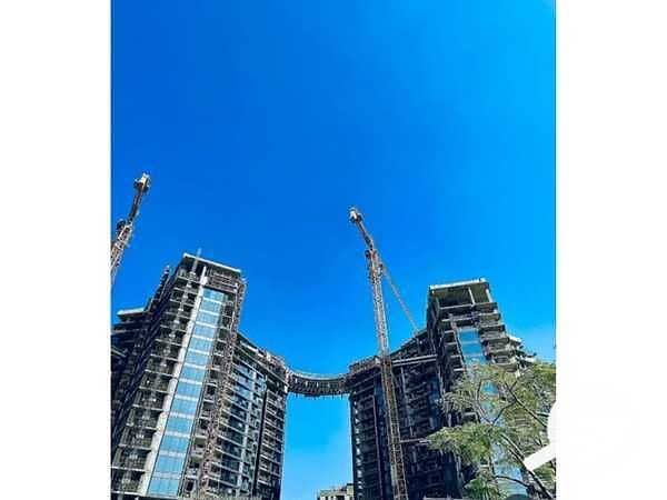 10 4NLGOK1JfprRdxvxHwGdXkO0gKD7y0i2CH5vydGX. jpg