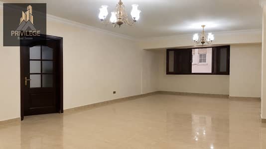 شقة 2 غرفة نوم للايجار في المقطم، القاهرة - ChatGPT Image 5 أغسطس 2026، 02_03_54 م. png