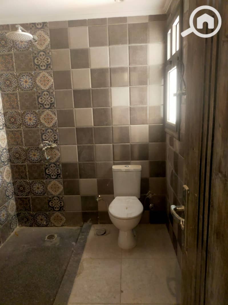 4 1000228670. jpg