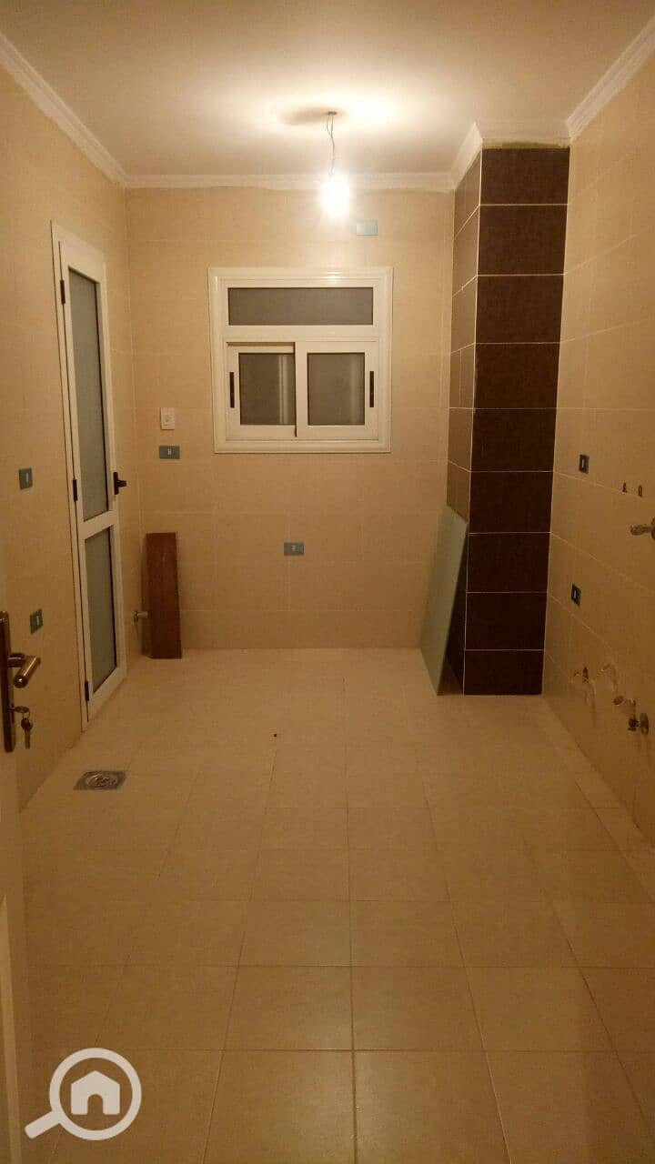 2 12. jpg