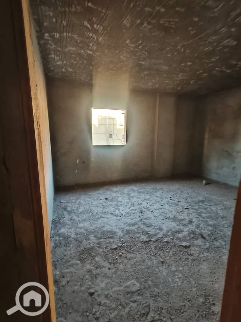2 1000865782. jpg