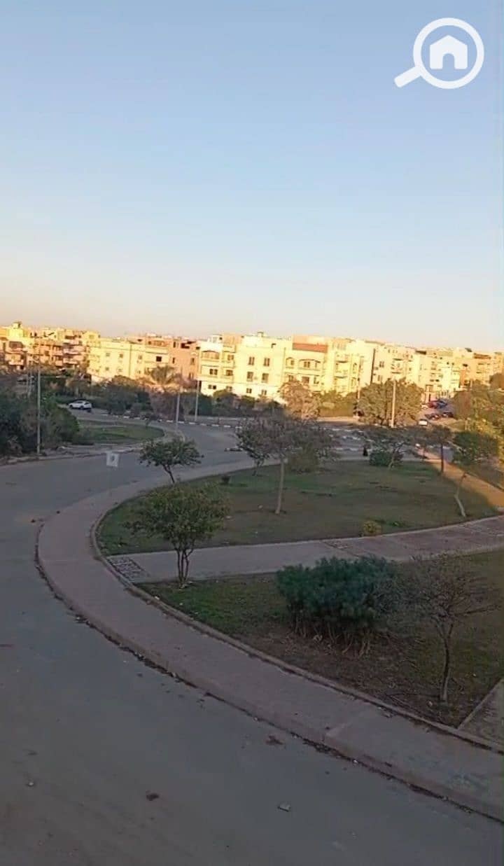 3 photo_6012726014657629557_y. jpg