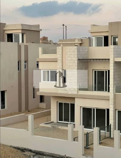 4 Bedroom Villa for Sale in New Cairo, Cairo - هايد باركهايد باركهايد بارك. jpg 4 Bedroom Villa for Sale in New Cairo, Cairo - هايد باركهايد باركهايد بارك. jpg