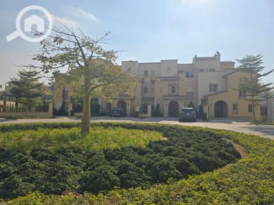 تاون هاوس 4 غرف نوم للبيع في المقطم، القاهرة - f0bdb9d0-dd61-45a1-b8e6-02eb84196d1a. jpg