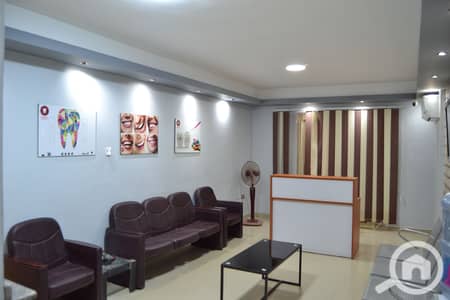 وحدة طبية  للايجار في حدائق الاهرام، الجيزة - DSC_0059. JPG