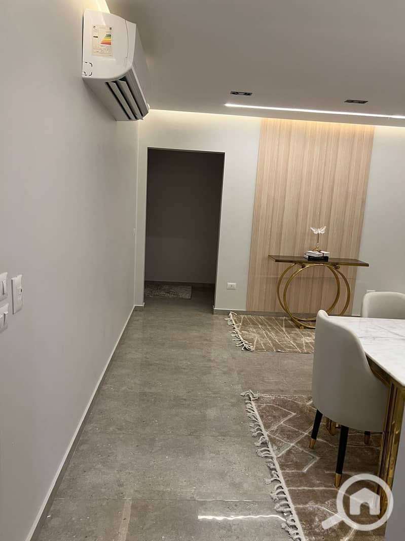 20 1000377910. jpg