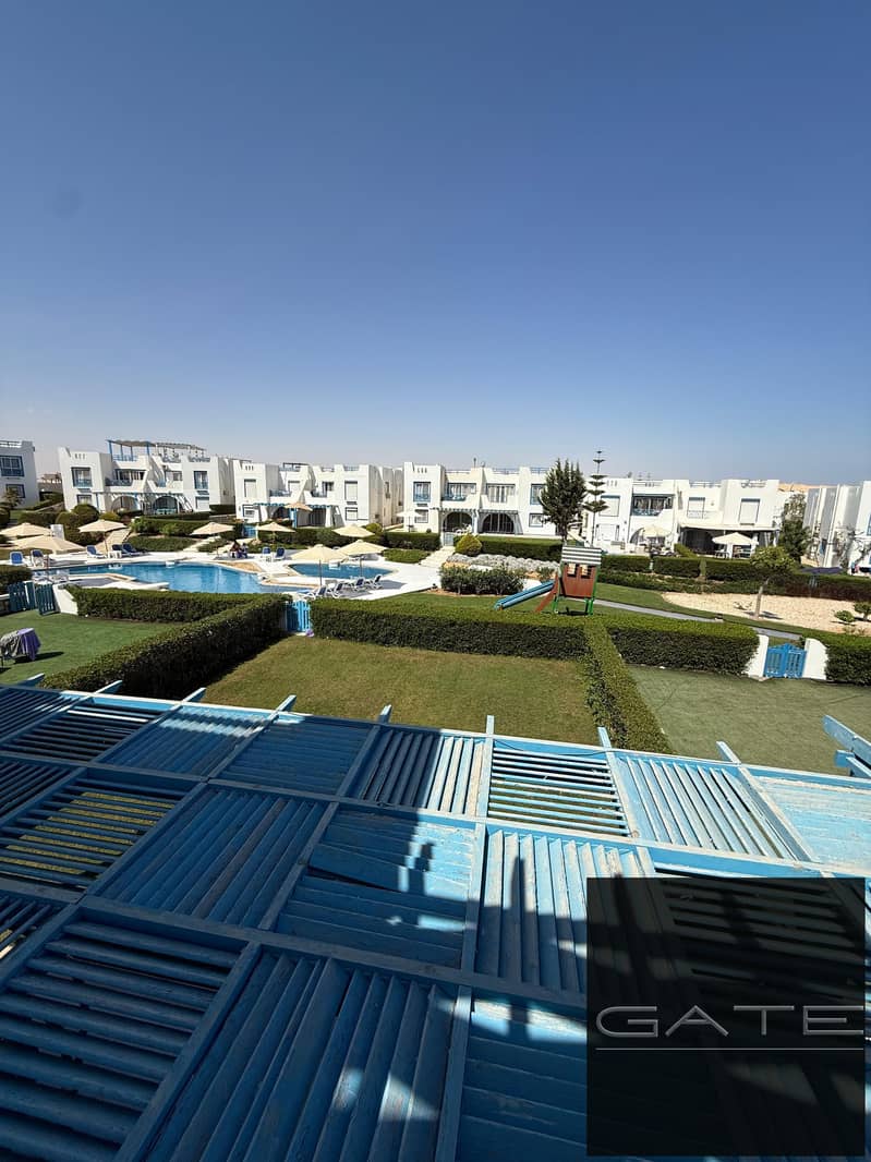 10 penthouse greek 9. jpeg