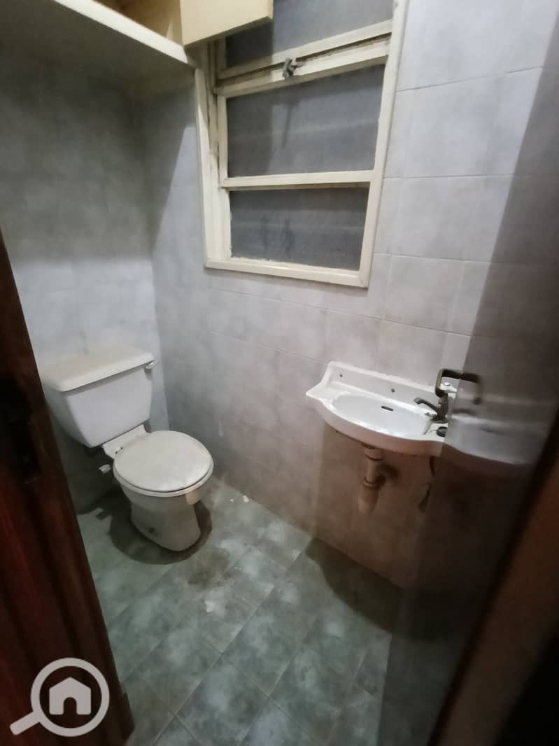8 1000454510. jpg