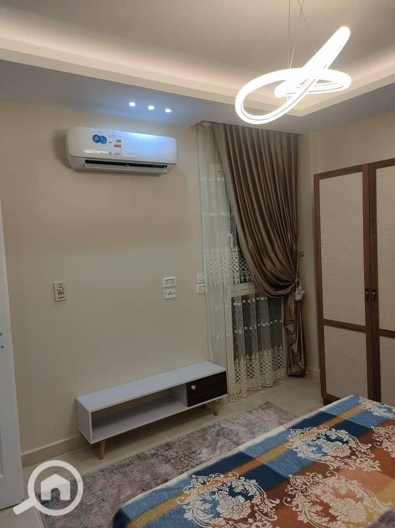 5 9ce5dc0f-b00e-4443-9a1c-a067d5076e3f. jpg