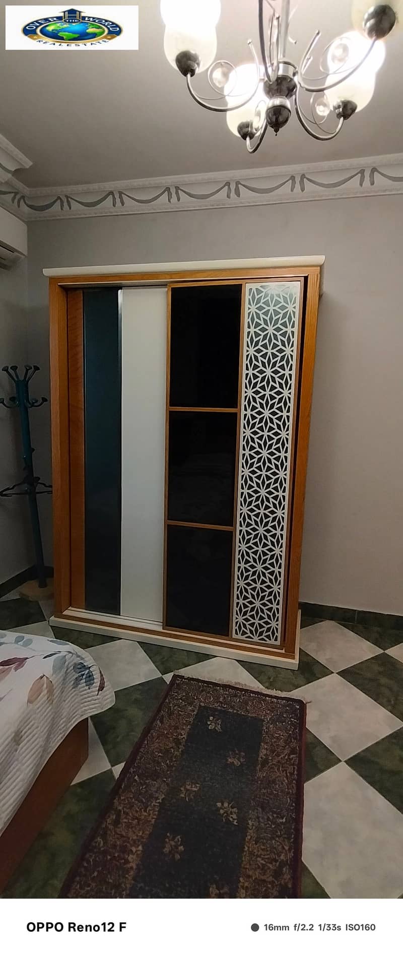 12 1000262205. jpg
