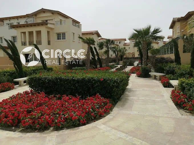 4 villa2. jpg