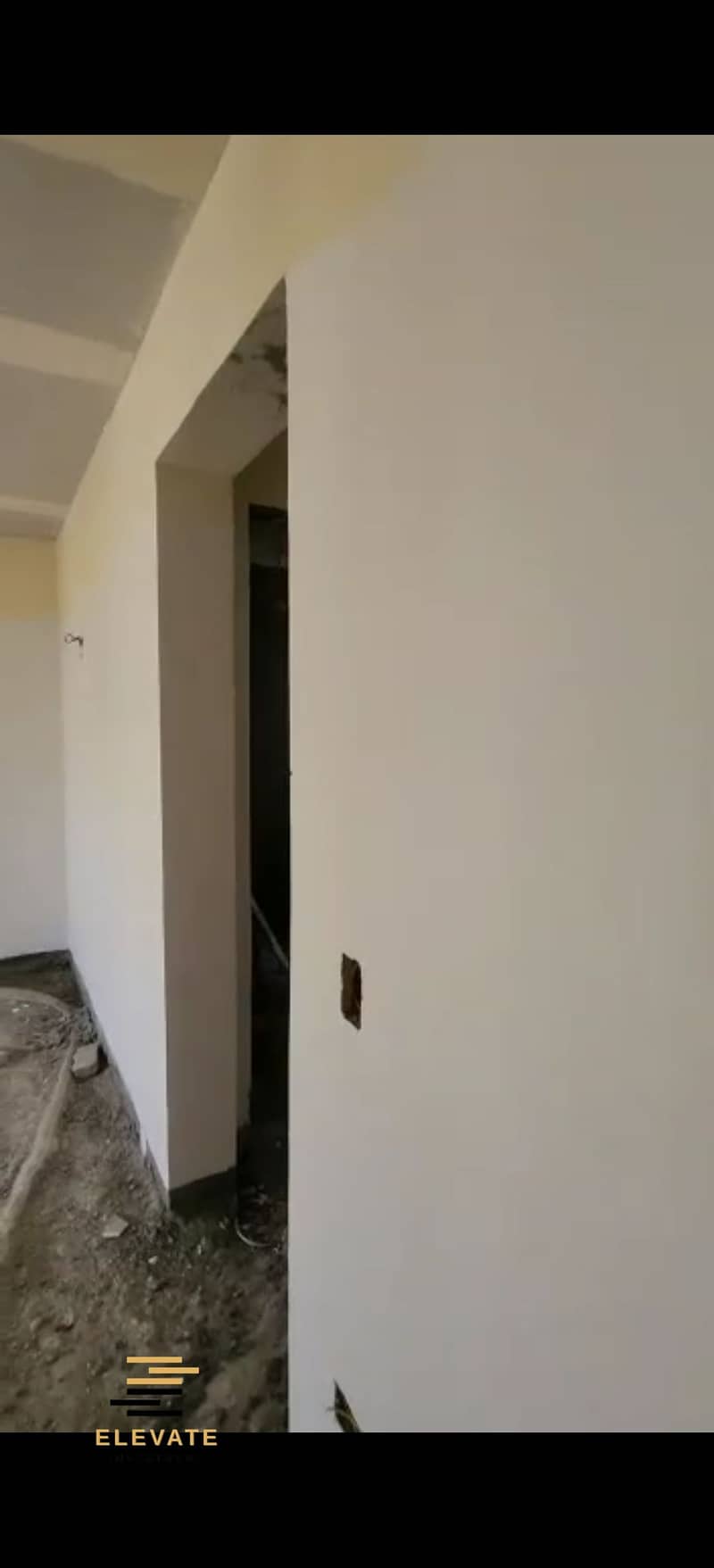 8 370208. jpg