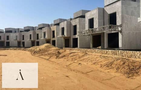فیلا 6 غرف نوم للبيع في القاهرة الجديدة، القاهرة - فيلا ٤٨٤م للبيع بدون أوفر بمشروع ستيت لوکیشن مميز