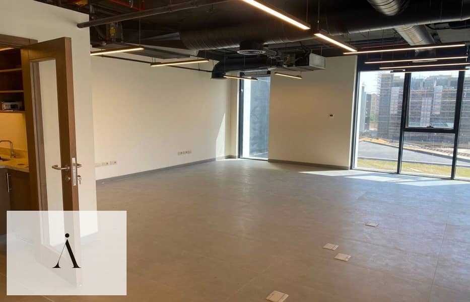 Office for rent 135 m in Hyde Park, fully finished Office for rent 135 m in Hyde Park, fully finished