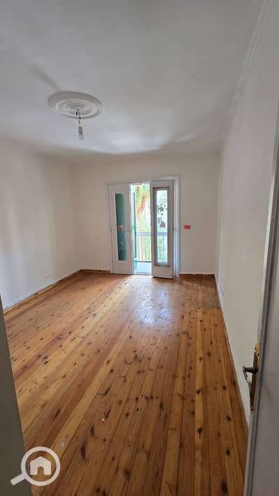 شقة 3 غرف نوم للايجار في سموحة، الإسكندرية - IMG-20260405-WA0035(1). jpg