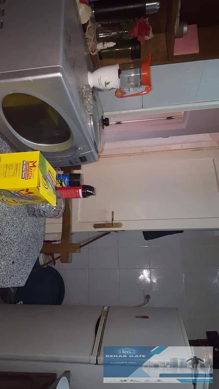 8 100142. jpg