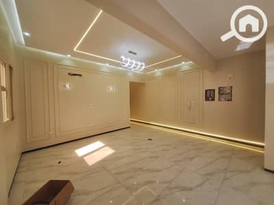 فلیٹ 4 غرف نوم للايجار في القاهرة الجديدة، القاهرة - f315aeb7-415f-43f7-822f-c3e9f815a60f. jpg فلیٹ 4 غرف نوم للايجار في القاهرة الجديدة، القاهرة - f315aeb7-415f-43f7-822f-c3e9f815a60f. jpg