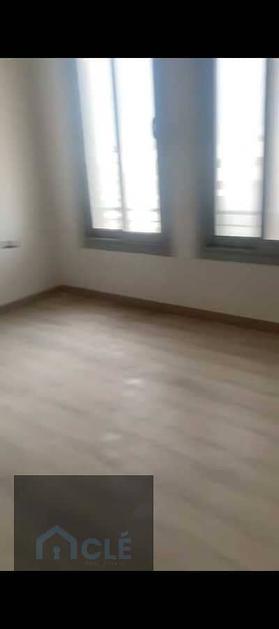 4 WhatsApp Image 2026-08-07 at 07.56. 08 (1). jpeg