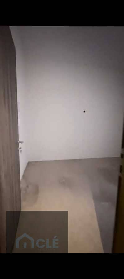 16 WhatsApp Image 2026-08-07 at 12.59. 30 (2). jpeg