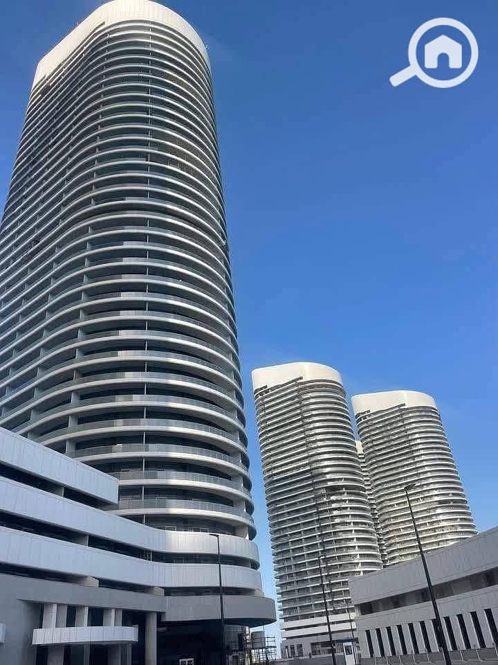 11 763050735_3042592345945013_162139311420413376_n. jpg