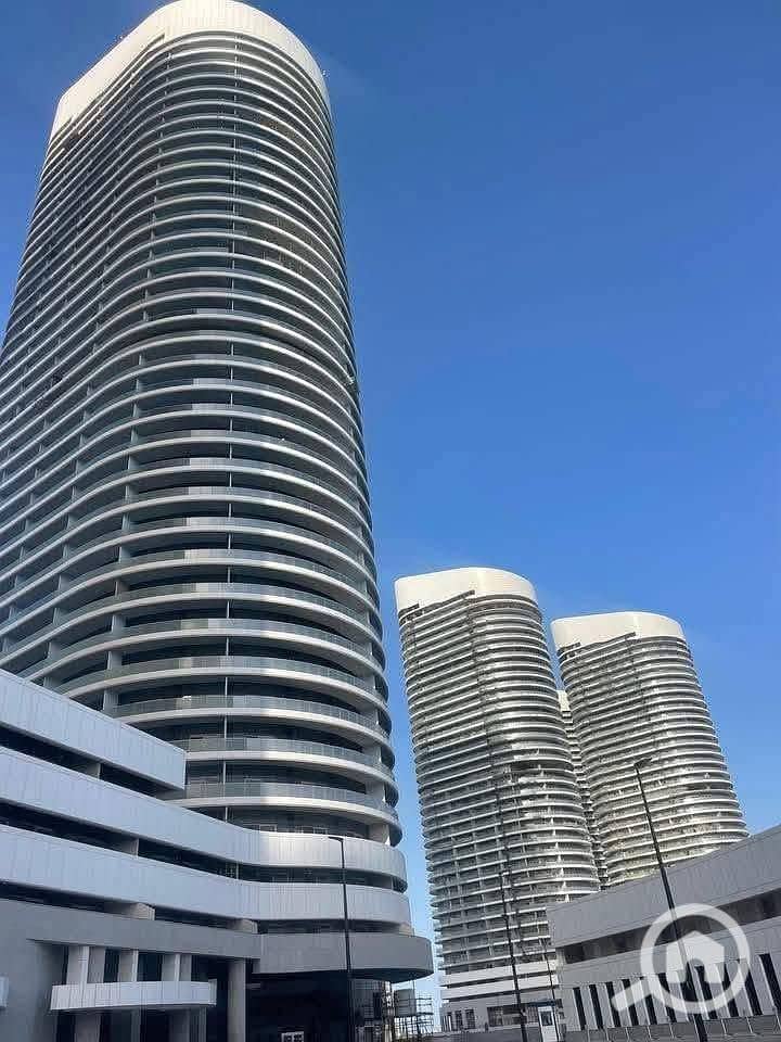 11 763050735_3042592345945013_162139311420413376_n. jpg