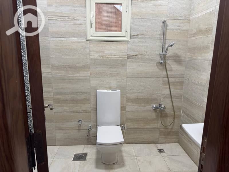 3 d7844307-574d-48dc-aa59-3fbaab94dbb1. jpg