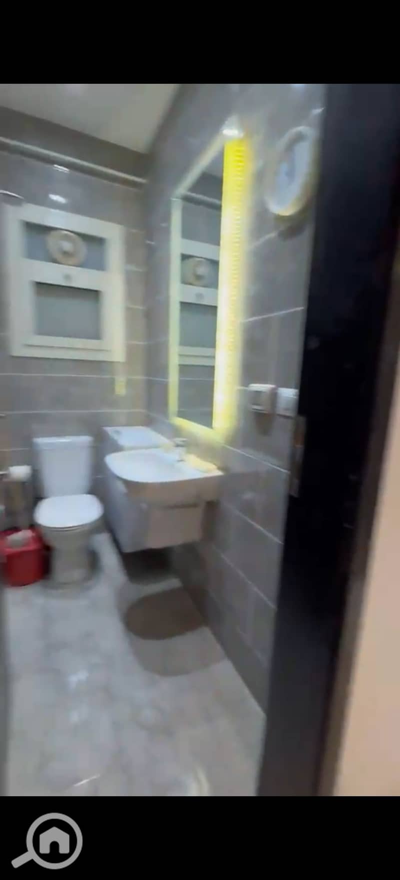 9 306460. jpg