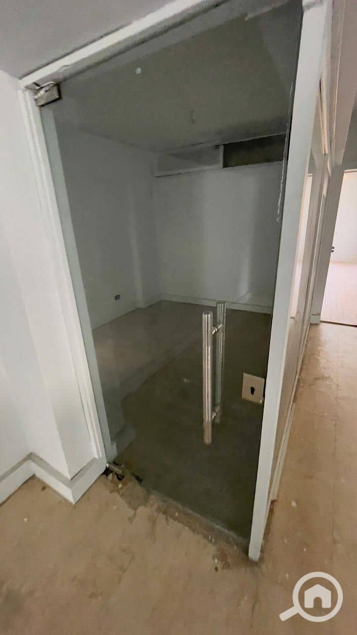 8 1000309504. jpg
