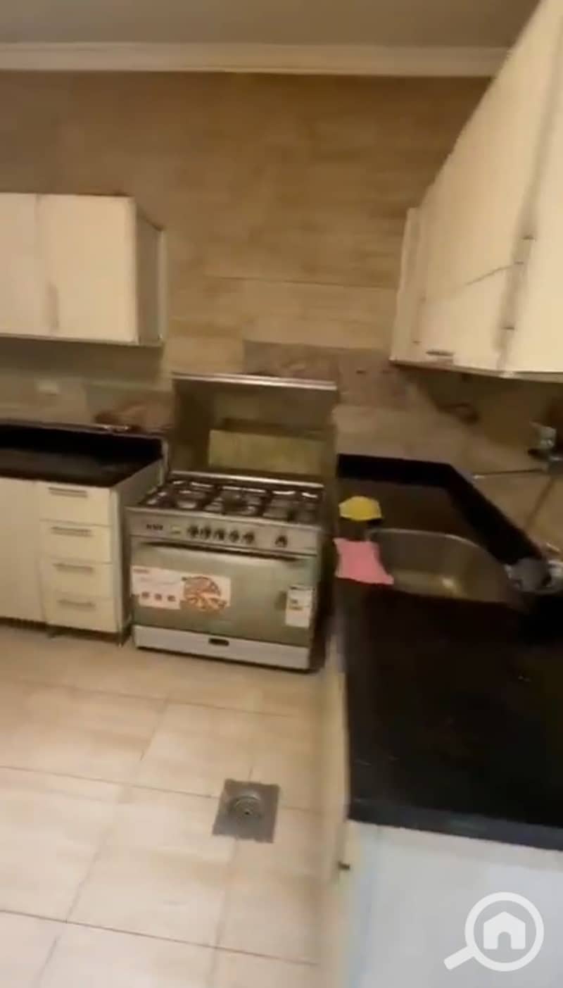 10 1000027078. jpg