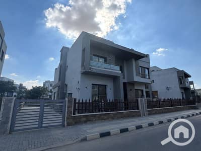 فیلا 5 غرف نوم للايجار في مدينة الشروق، القاهرة - WhatsApp Image 2026-06-30 at 11.40. 55 AM (6). jpeg فیلا 5 غرف نوم للايجار في مدينة الشروق، القاهرة - WhatsApp Image 2026-06-30 at 11.40. 55 AM (6). jpeg
