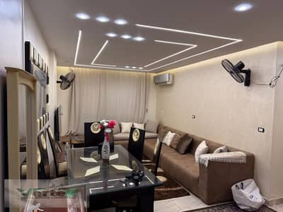 شقة 3 غرف نوم للايجار في مدينتي، القاهرة - WhatsApp Image 2026-08-08 at 13.10. 27 (2). jpeg