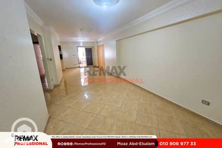 3 Bedroom Flat for Sale in Fleming, Alexandria - 1. jpg