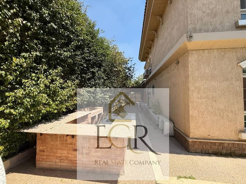 10 3b5306d9-841b-4a53-b451-7b37d1cdc0db. jpg
