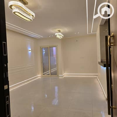 3 Bedroom Apartment for Sale in Sheikh Zayed, Giza - 307652. jpg