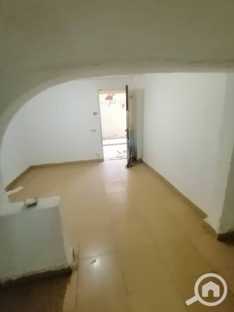 3 23493. jpg