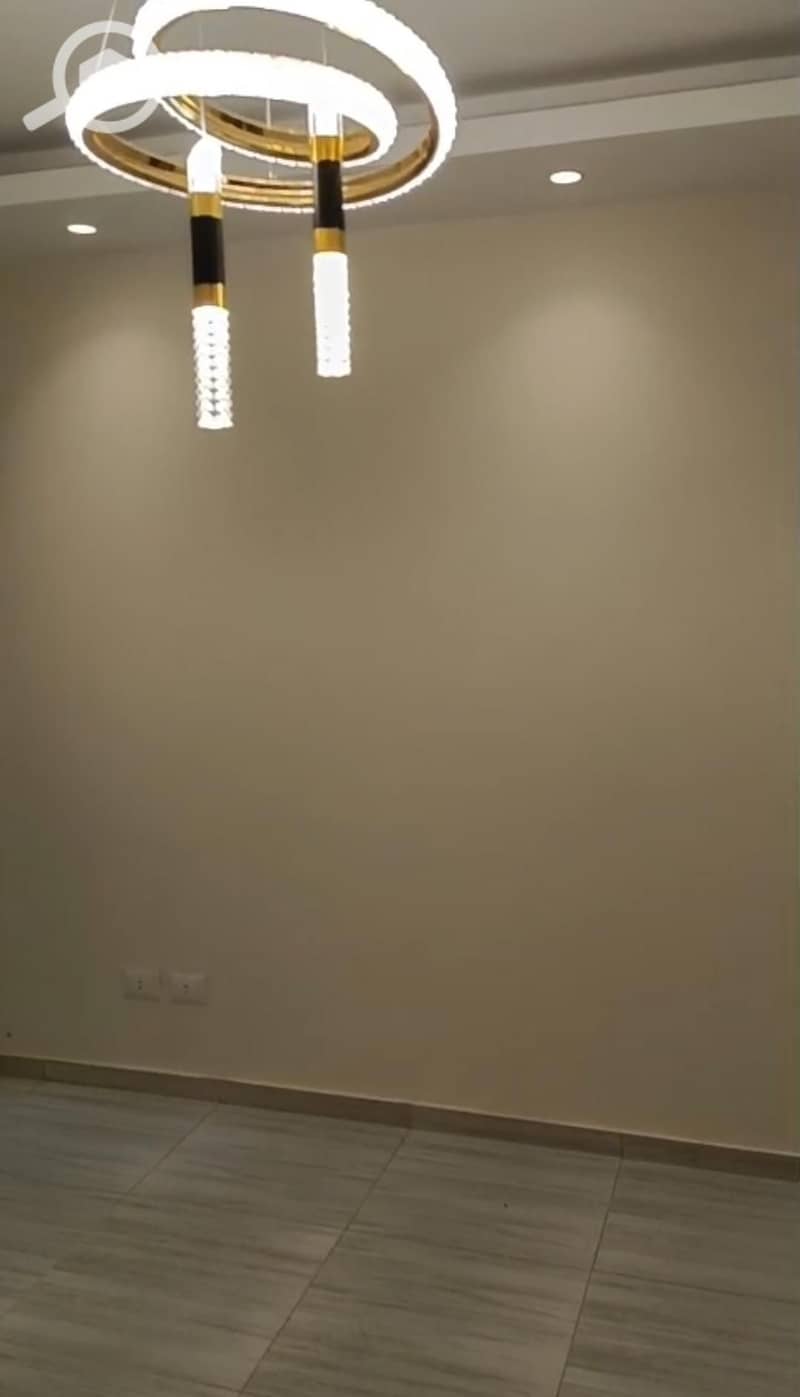12 1001212663. jpg