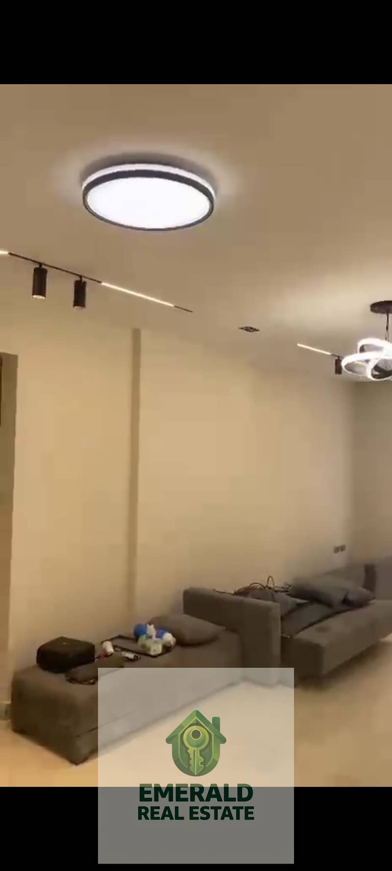 4 1000672898. jpg