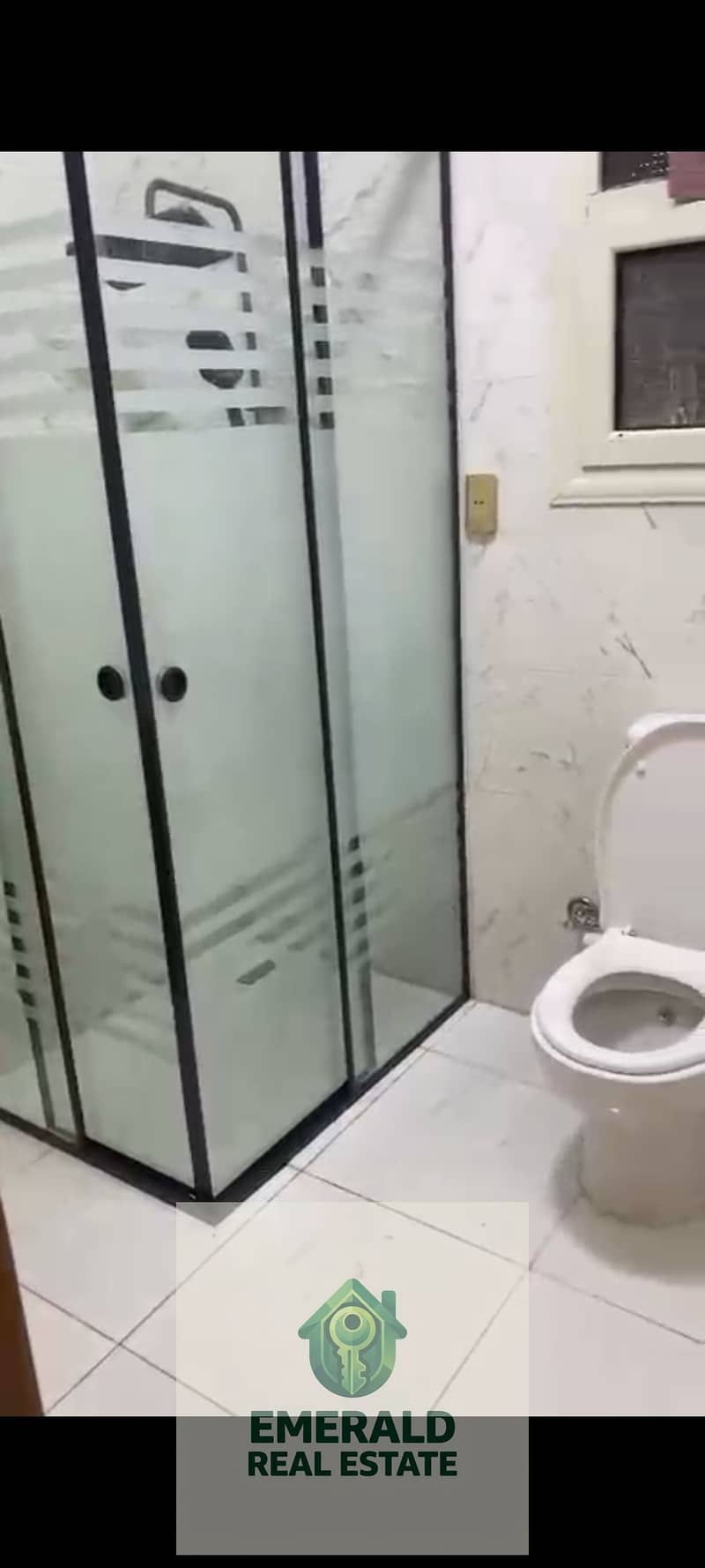 22 1000672927. jpg
