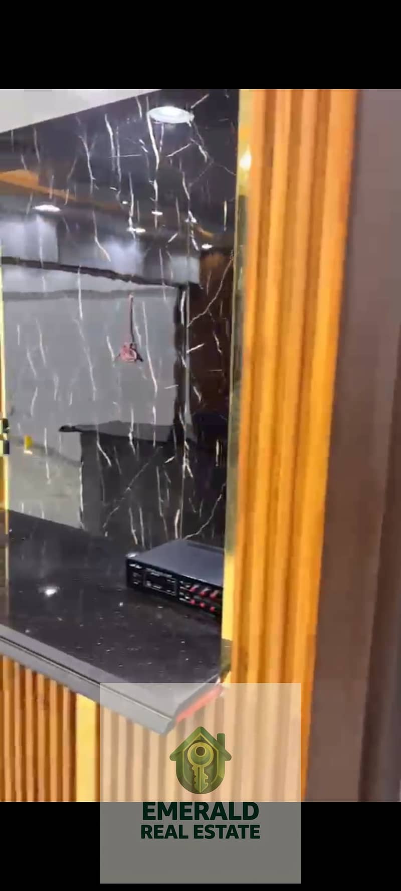 15 1000672991. jpg