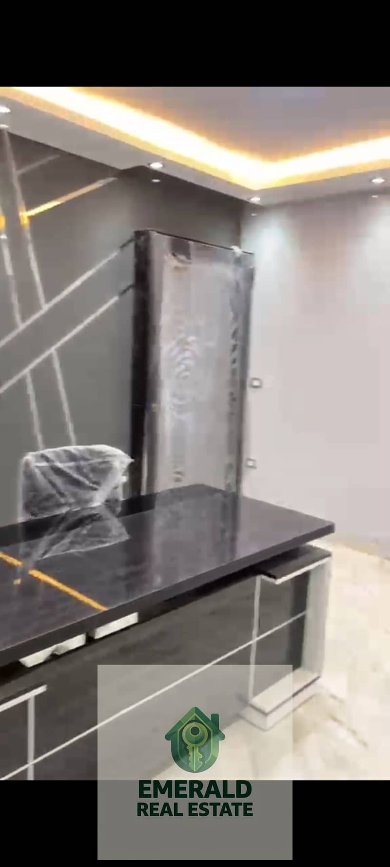 23 1000673009. jpg