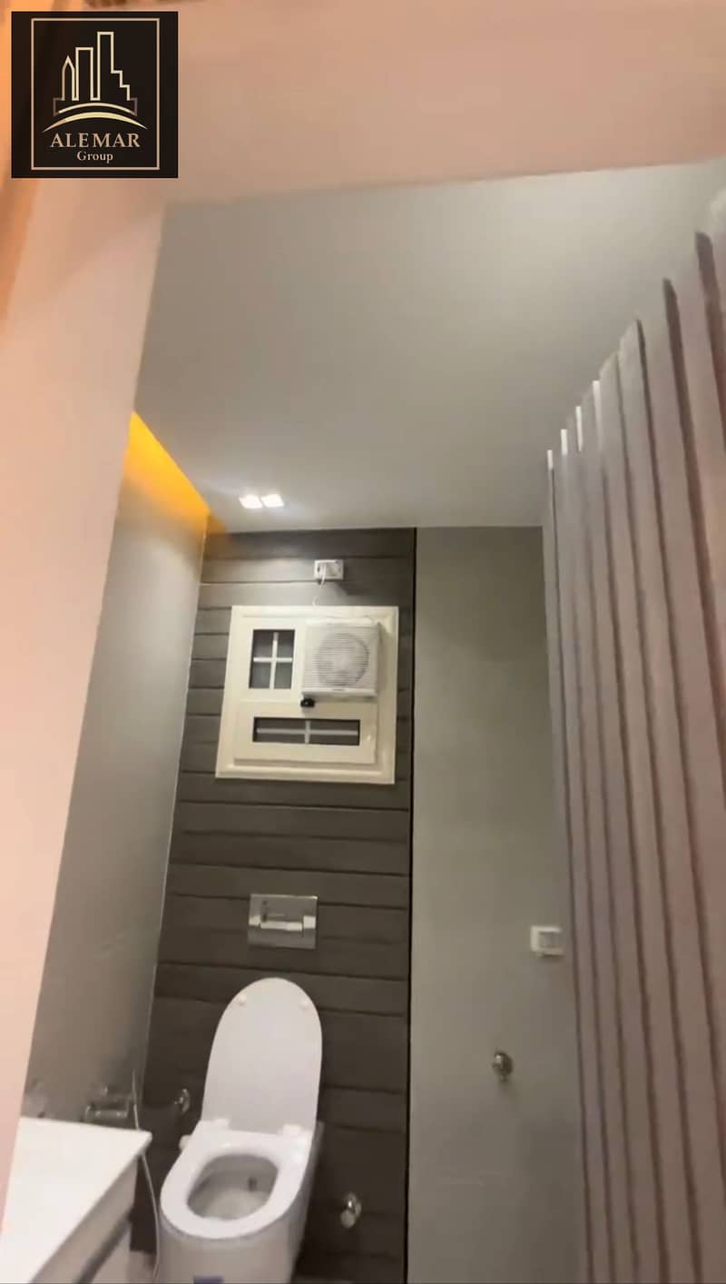 8 224280. jpg