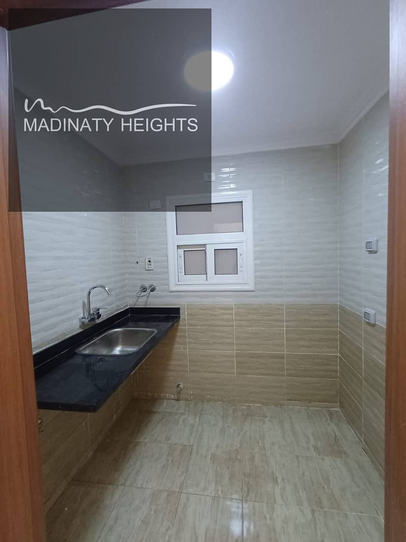 8 1000323472. jpg