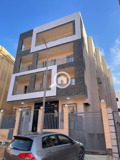 3 Bedroom Flat for Sale in New Cairo, Cairo - db46740a-61f0-40e9-88ca-3dca9108bc6d. jpg