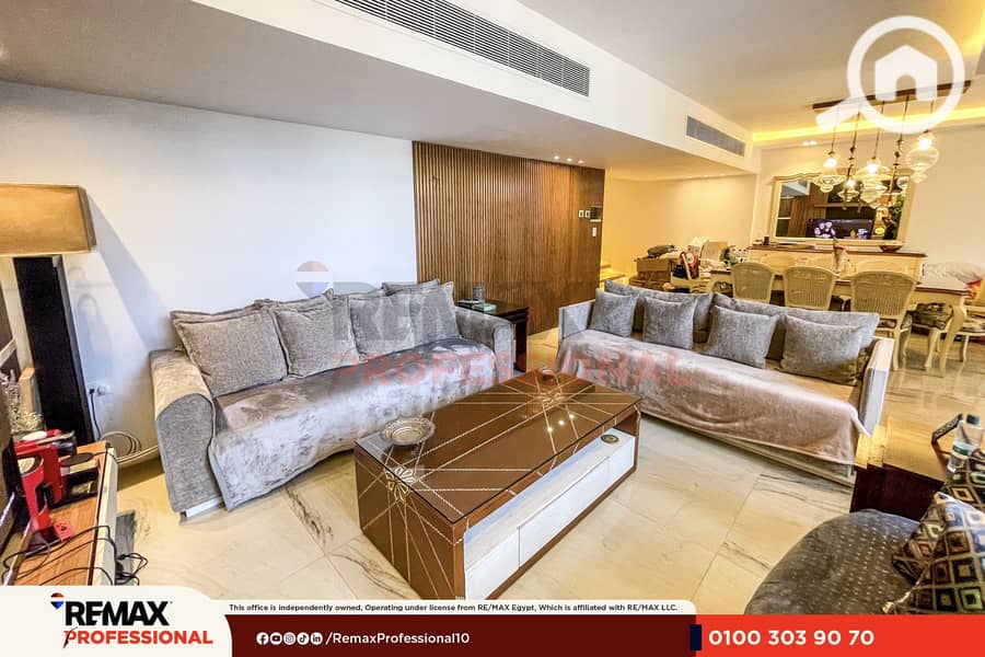 4 IMG_8768. png