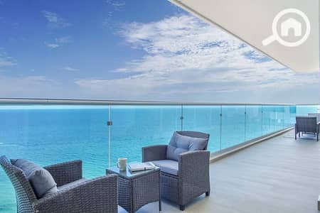 3 Bedroom Flat for Sale in North Coast, Matruh - 09c8e5bb6f3dd216e974707f8401939d. jpg
