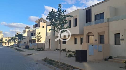 4 Bedroom Townhouse for Sale in Sheikh Zayed, Giza - WhatsApp Image 2026-01-24 at 8.31. 53 PM. jpeg