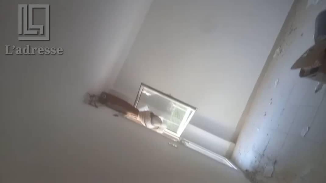 2 1. png